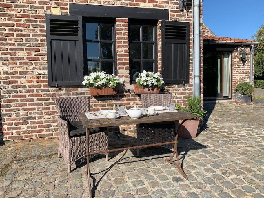 Lovely 1-Bedroom Appartement Le Joyau With Indoor Pool And Sauna Lasne 外观 照片