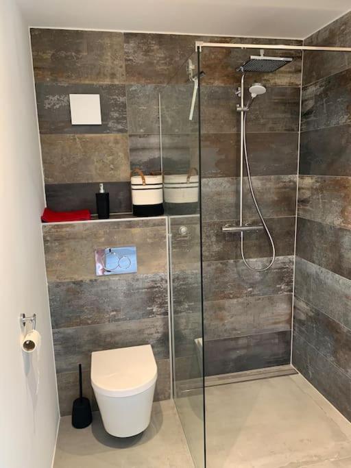 Lovely 1-Bedroom Appartement Le Joyau With Indoor Pool And Sauna Lasne 外观 照片